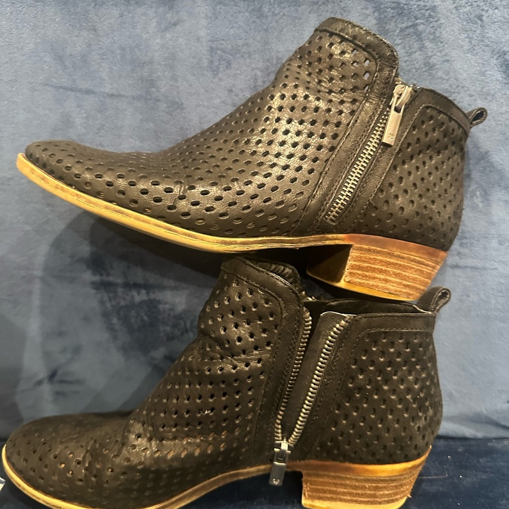 Lucky Brand Black Ankle Booties size 8